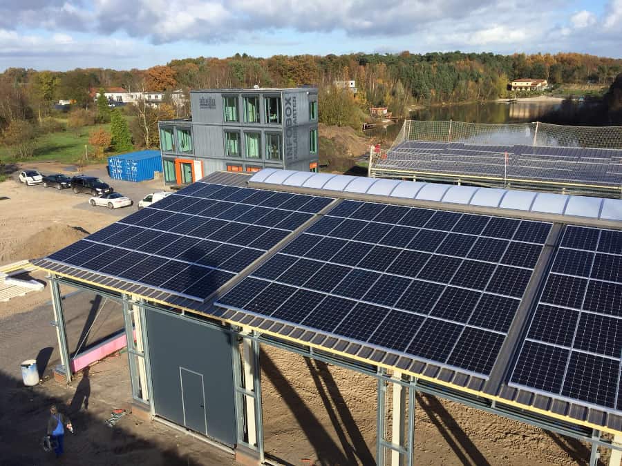 Die erste PV-Anlage geht ans Netz